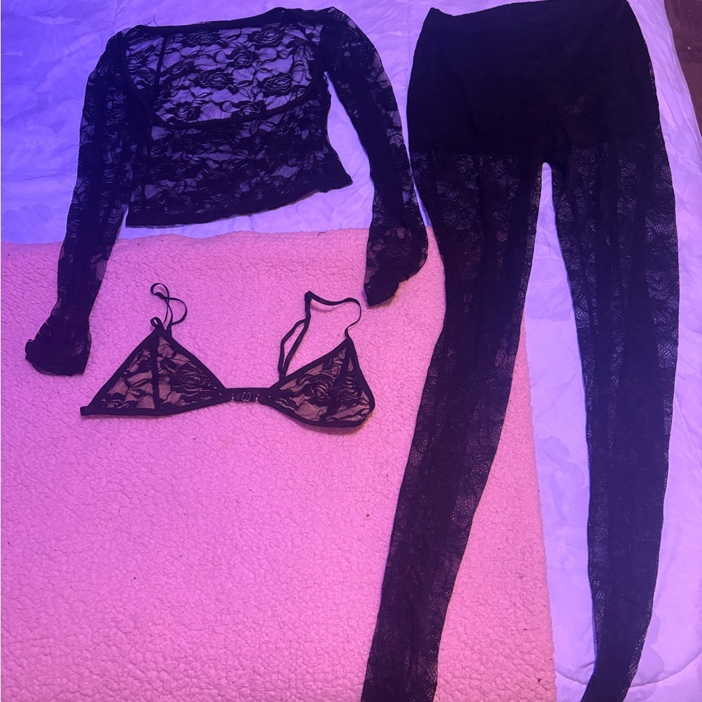Elegant Black Lace Bralette and Leggings Set